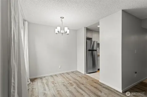12423 NE 145th Place Kirkland WA 98034