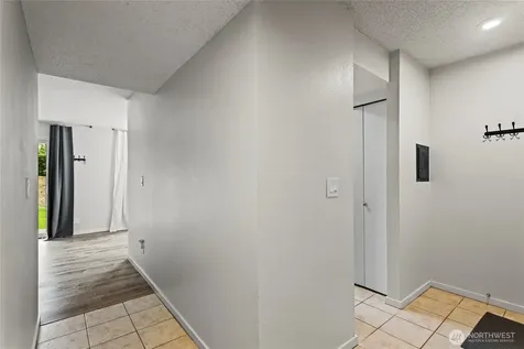 12423 NE 145th Place Kirkland WA 98034