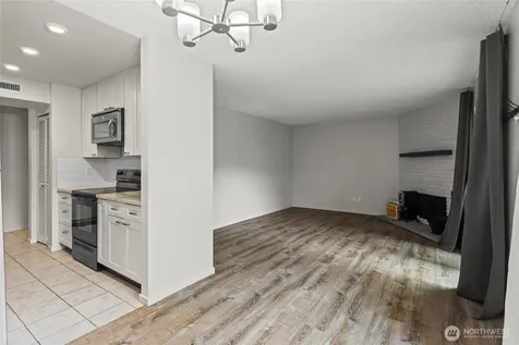 12423 NE 145th Place Kirkland WA 98034