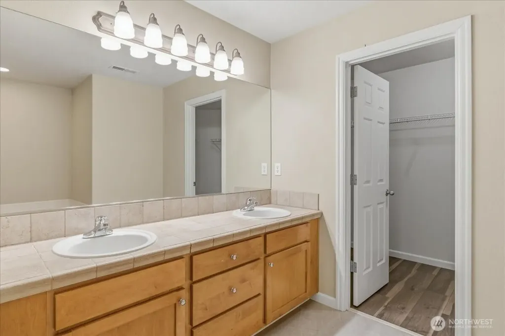 4321 NW 12th Avenue Camas WA 98607