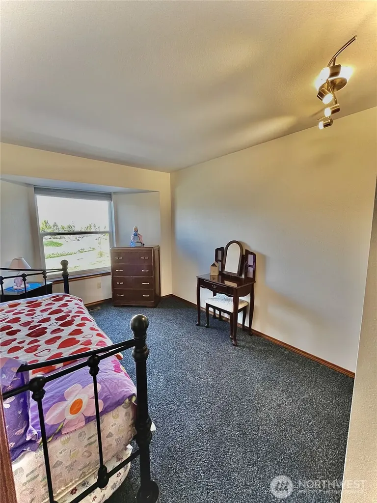 210 25th Street NE East Wenatchee WA 98802