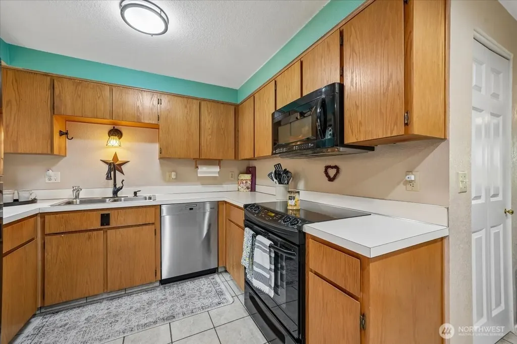 11222 Country Club Place Anderson Island WA 98303