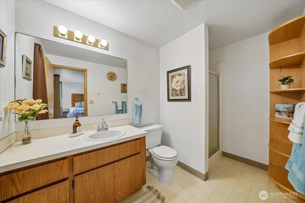11222 Country Club Place Anderson Island WA 98303