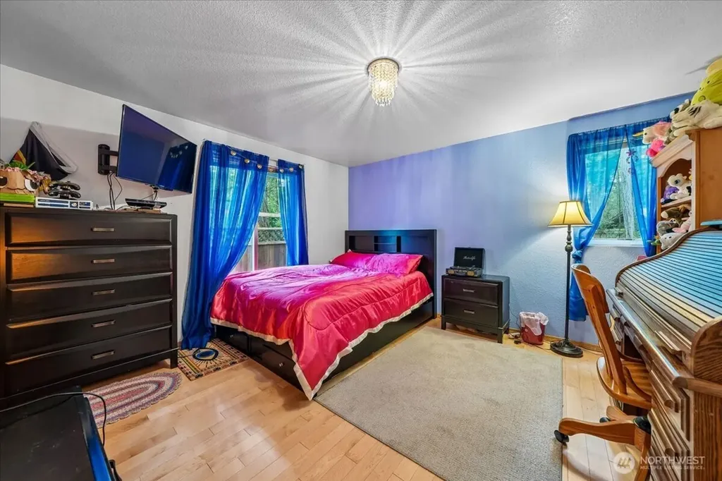 11222 Country Club Place Anderson Island WA 98303