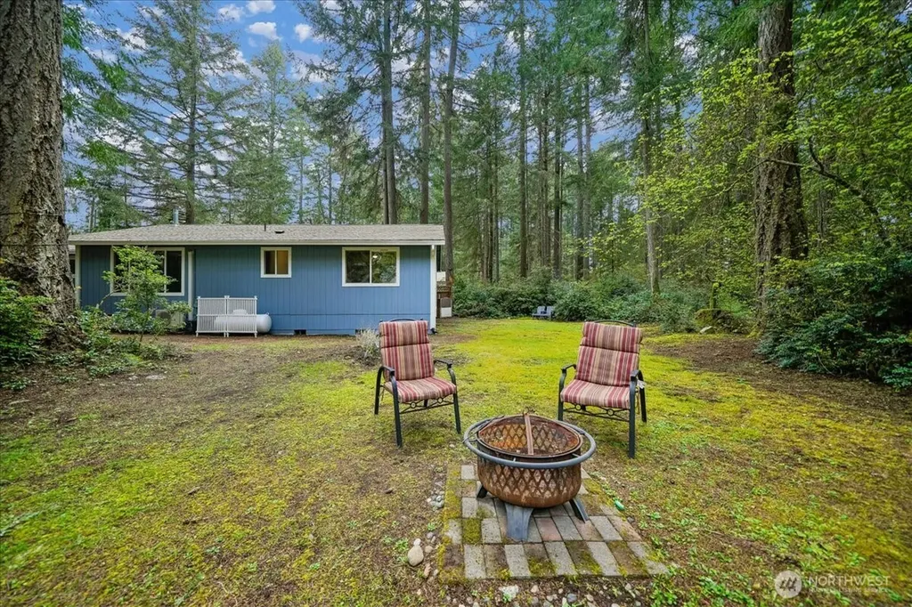 11222 Country Club Place Anderson Island WA 98303