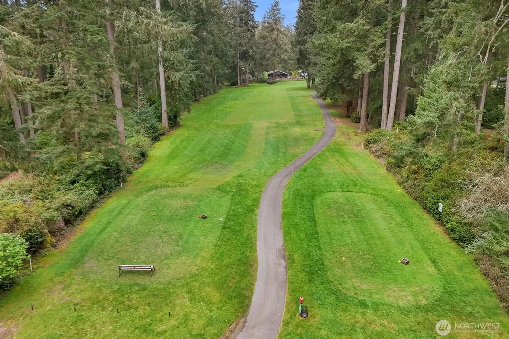 11222 Country Club Place Anderson Island WA 98303
