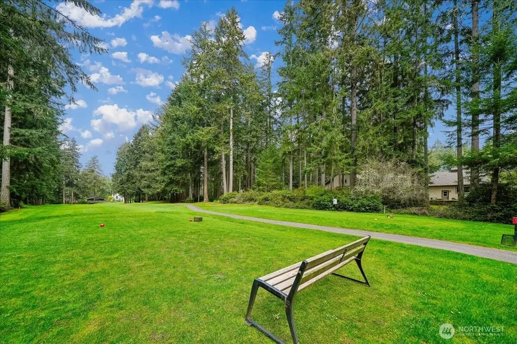 11222 Country Club Place Anderson Island WA 98303