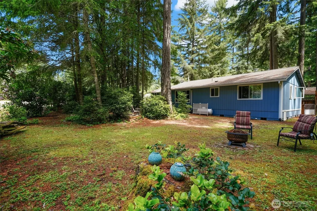 11222 Country Club Place Anderson Island WA 98303