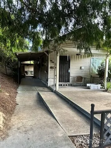 2816 SW Dakota Street Seattle WA 98126