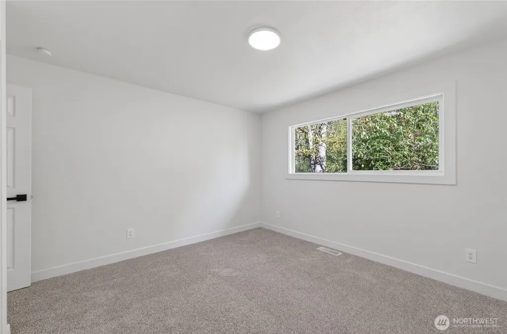 3002 Lakeway Drive Bellingham WA 98229
