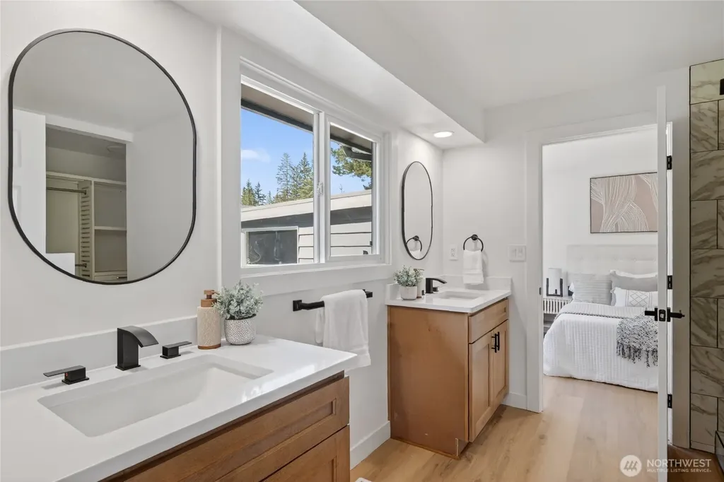 3002 Lakeway Drive Bellingham WA 98229