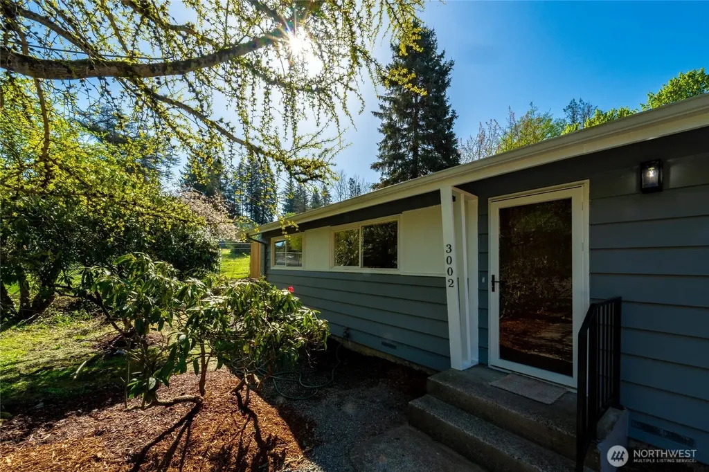 3002 Lakeway Drive Bellingham WA 98229