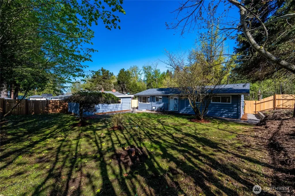 3002 Lakeway Drive Bellingham WA 98229