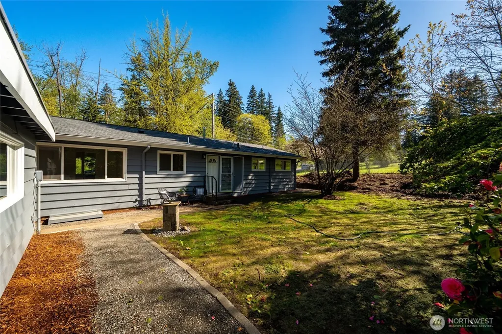 3002 Lakeway Drive Bellingham WA 98229