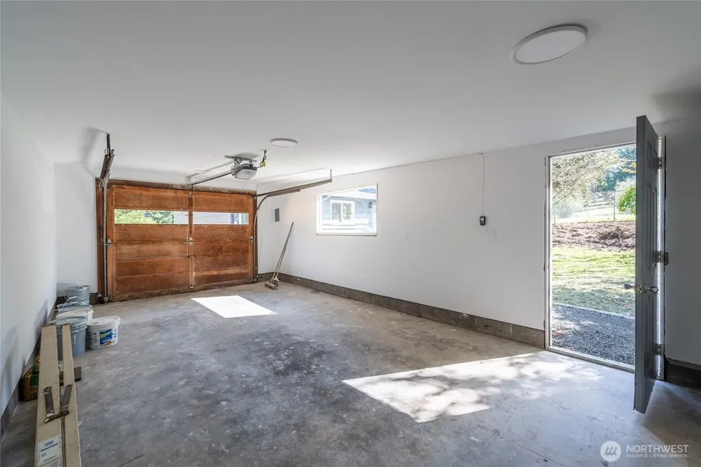 3002 Lakeway Drive Bellingham WA 98229