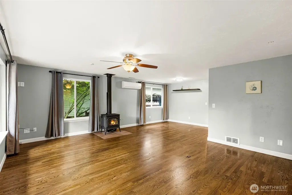 10710 Minterwood Drive NW Gig Harbor WA 98329