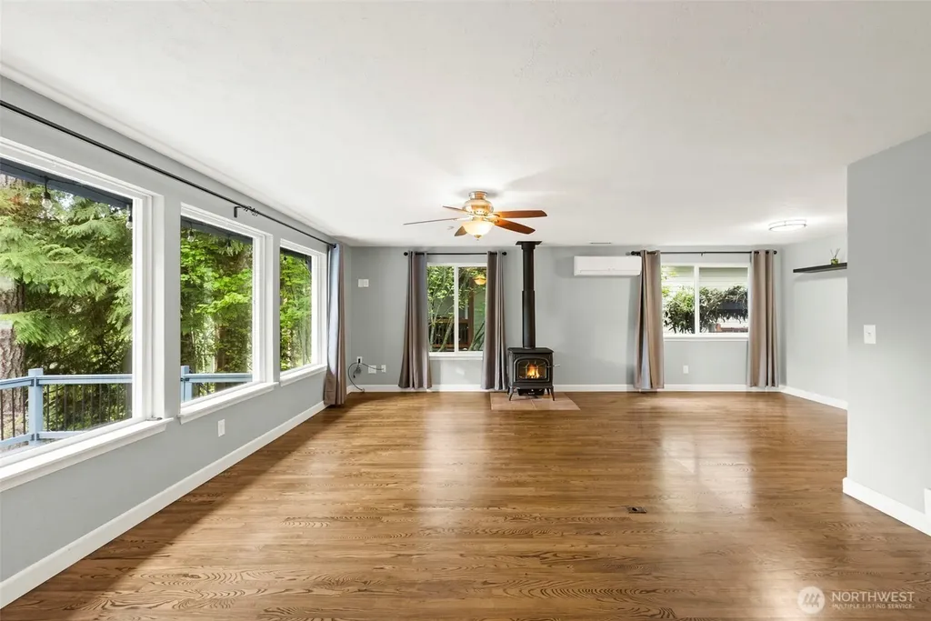 10710 Minterwood Drive NW Gig Harbor WA 98329