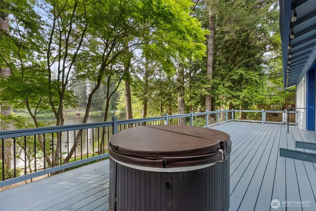 10710 Minterwood Drive NW Gig Harbor WA 98329