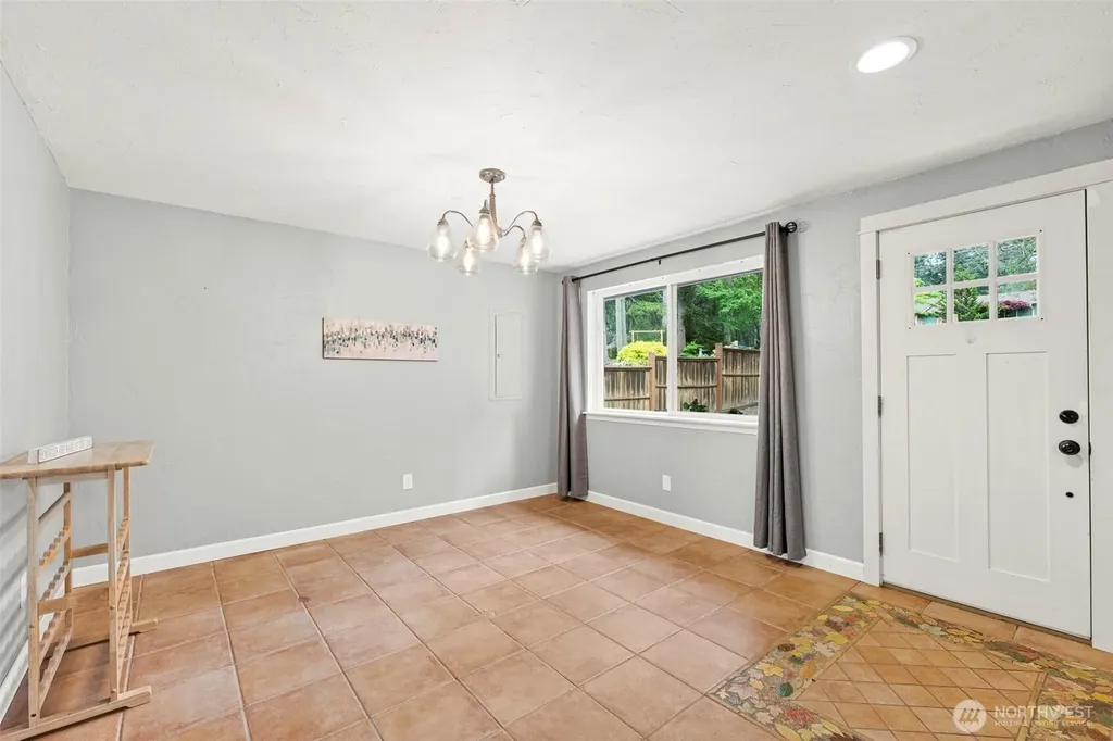 10710 Minterwood Drive NW Gig Harbor WA 98329