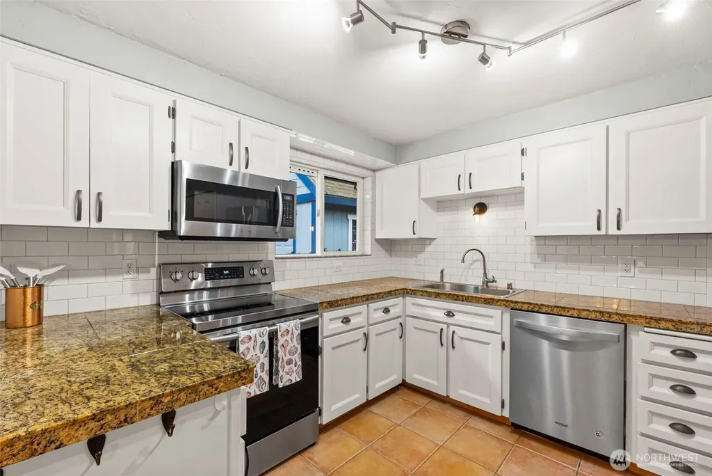 10710 Minterwood Drive NW Gig Harbor WA 98329