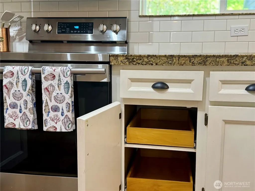 10710 Minterwood Drive NW Gig Harbor WA 98329