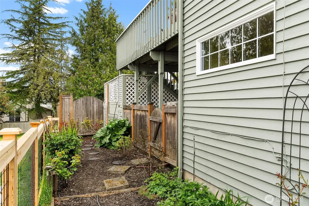 4611 76th Street SW Mukilteo WA 98275