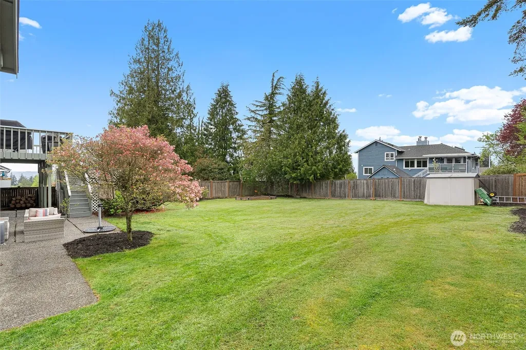 4611 76th Street SW Mukilteo WA 98275