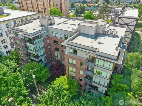 4547 8th Avenue NE Seattle WA 98105