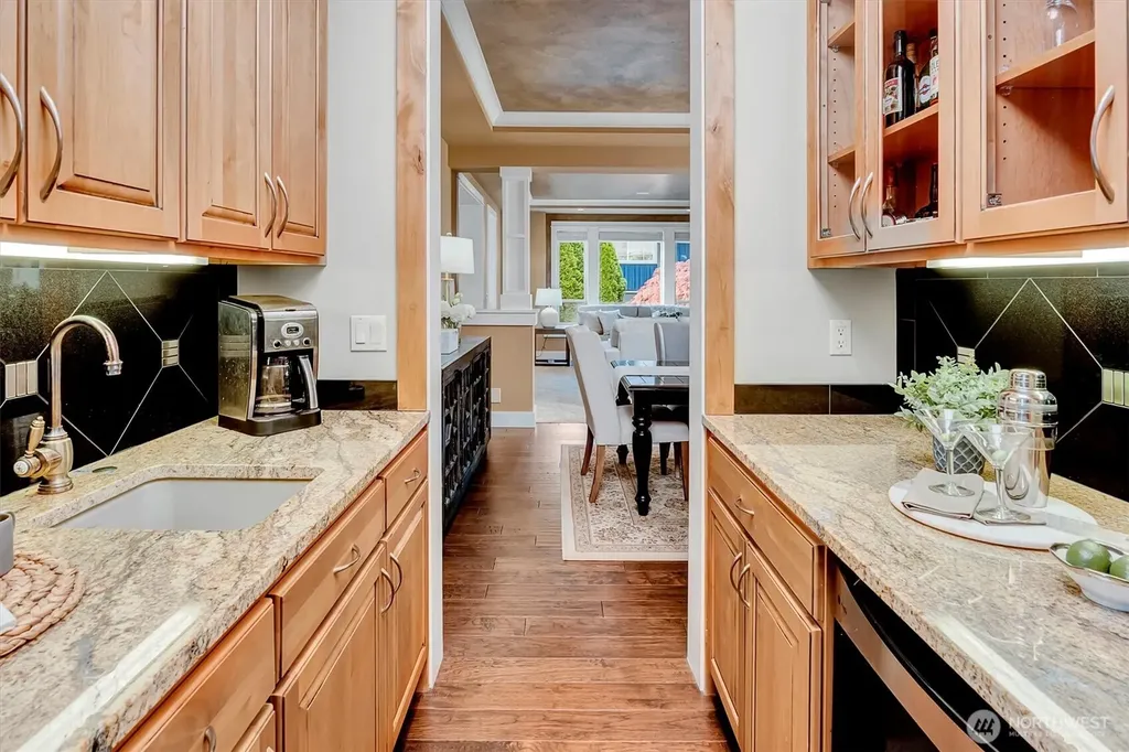 514 205th Avenue NE Sammamish WA 98074