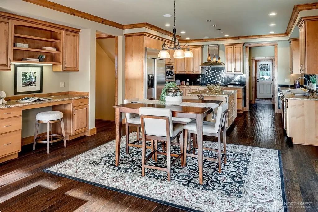 514 205th Avenue NE Sammamish WA 98074