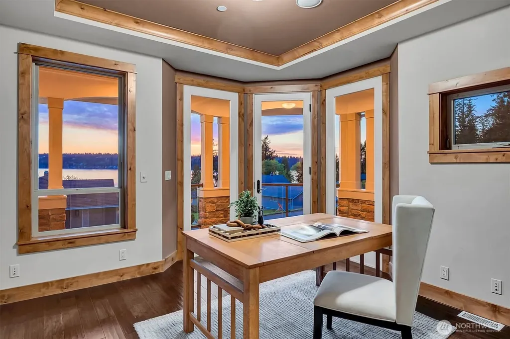 514 205th Avenue NE Sammamish WA 98074
