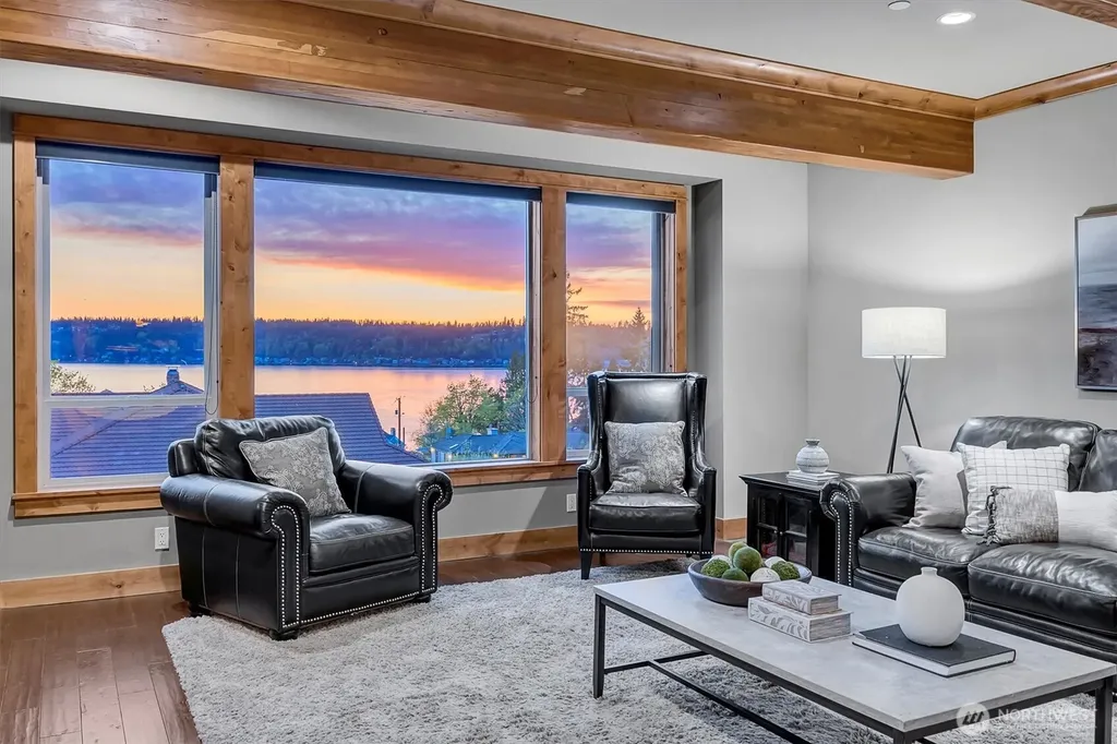 514 205th Avenue NE Sammamish WA 98074