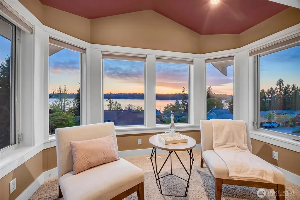 514 205th Avenue NE Sammamish WA 98074