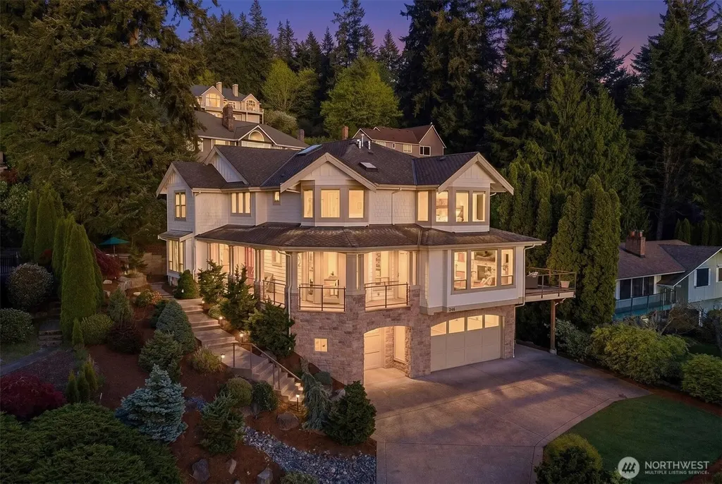 514 205th Avenue NE Sammamish WA 98074