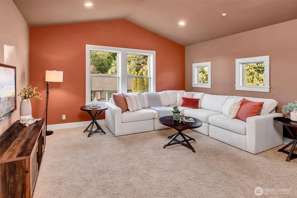 514 205th Avenue NE Sammamish WA 98074