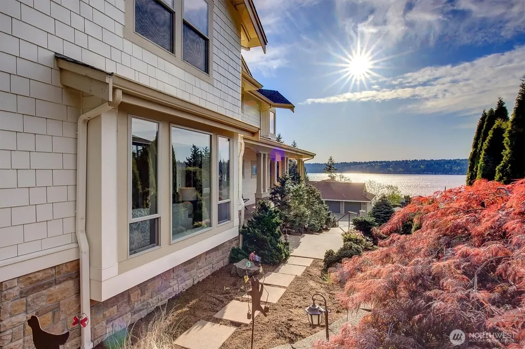 514 205th Avenue NE Sammamish WA 98074