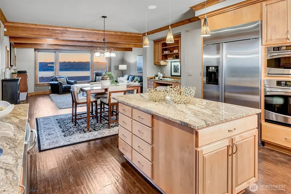 514 205th Avenue NE Sammamish WA 98074