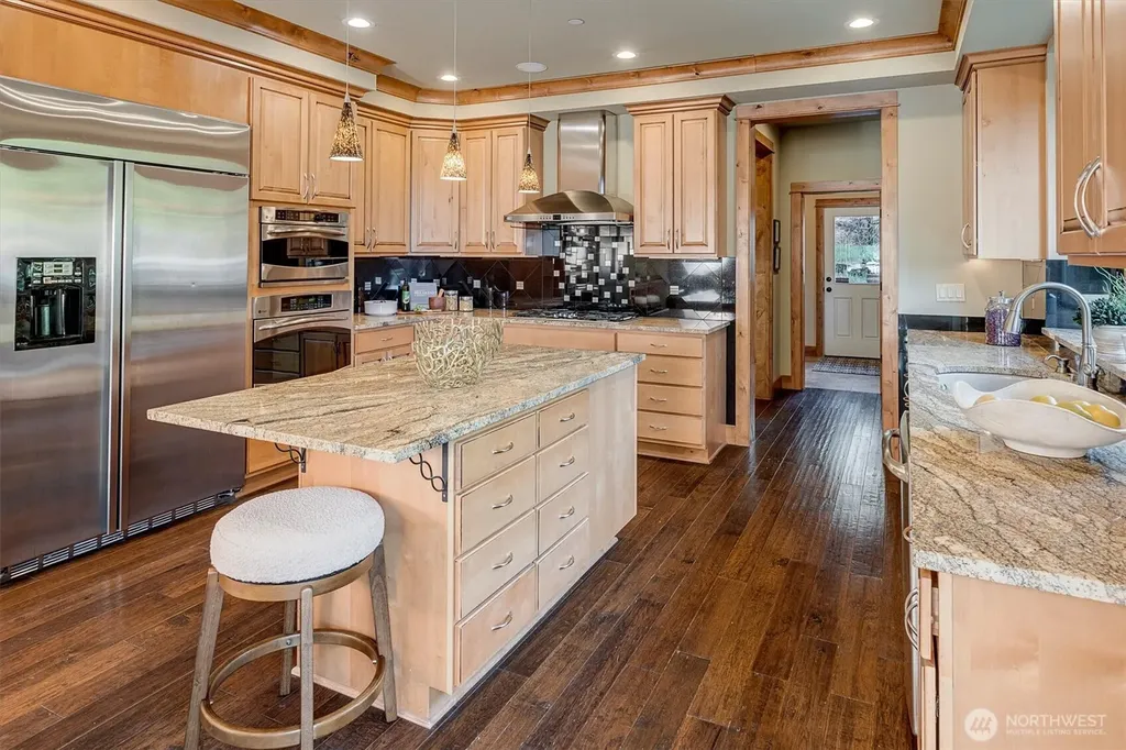 514 205th Avenue NE Sammamish WA 98074