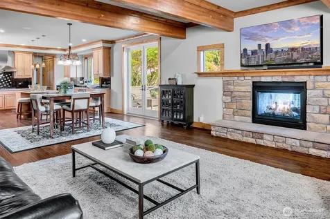 514 205th Avenue NE Sammamish WA 98074