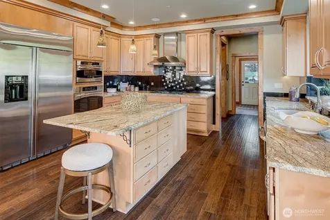 514 205th Avenue NE Sammamish WA 98074