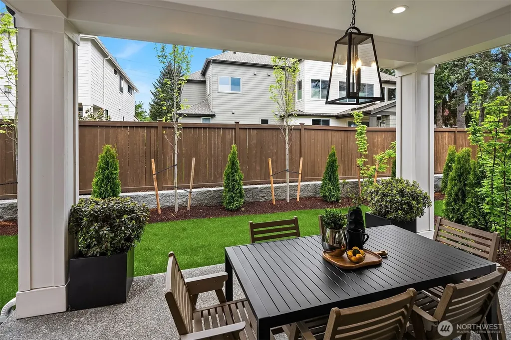 7301 152nd Avenue NE Redmond WA 98052