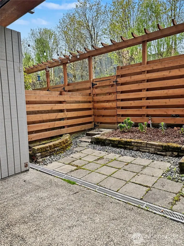 10501 8th Avenue NE Seattle WA 98125