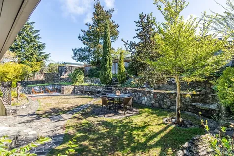 3430 39th Avenue W Seattle WA 98199