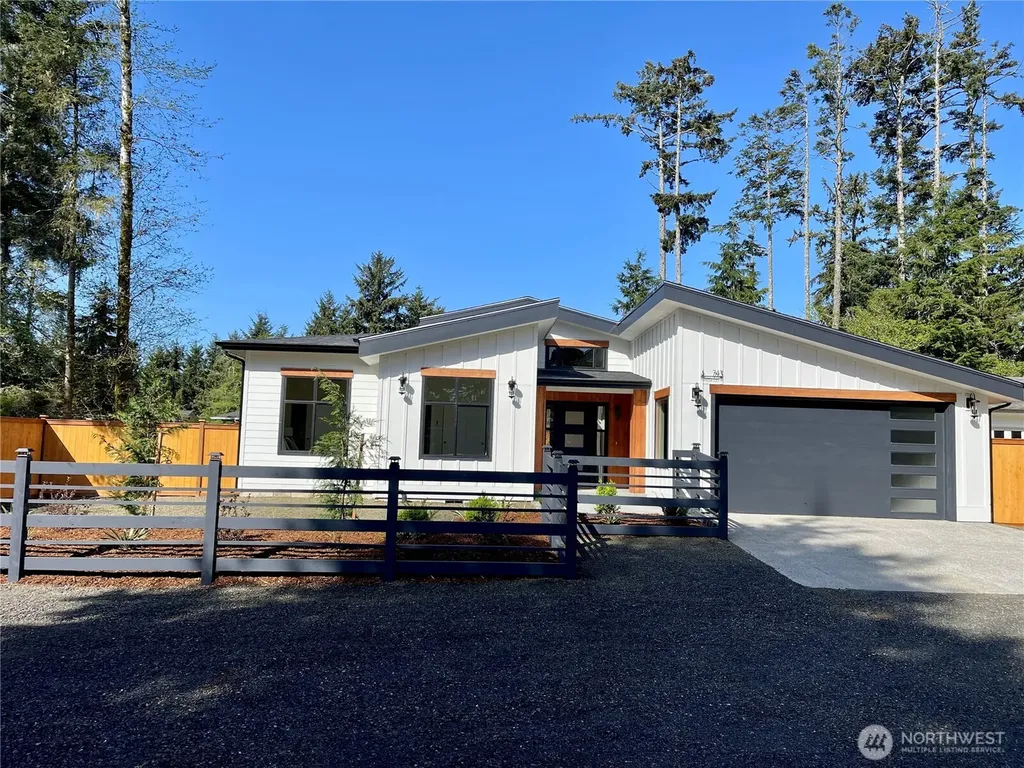 743 Wakina Loop SE Ocean Shores WA 98569
