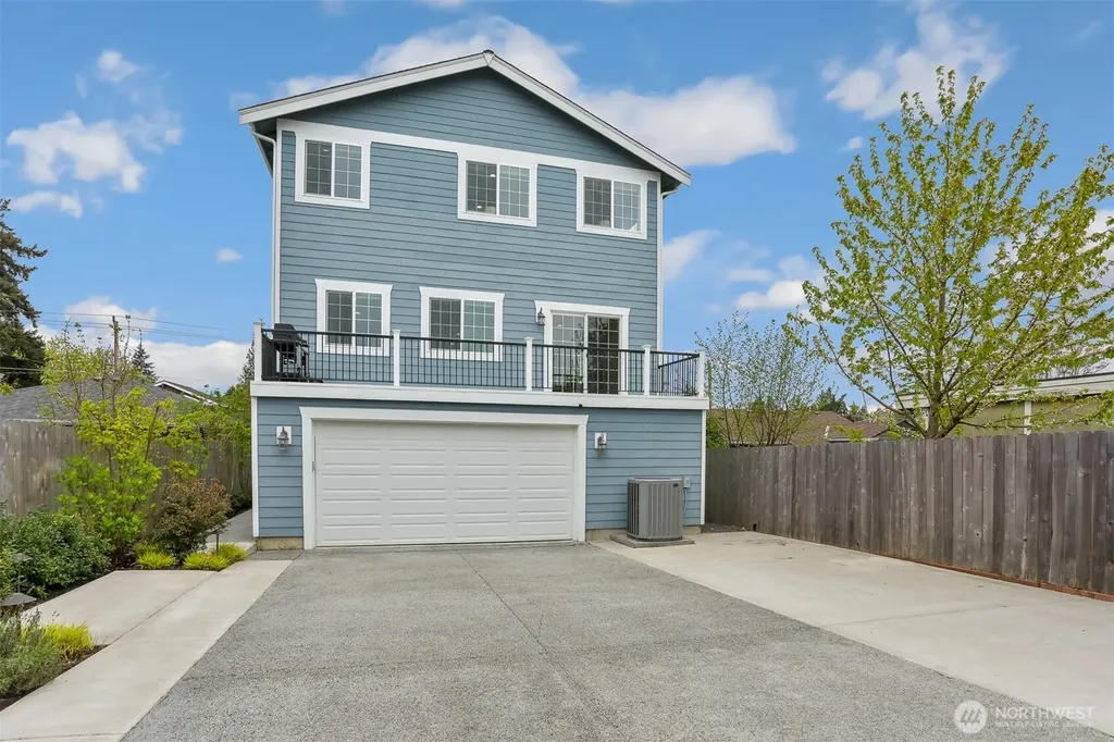 8050 29th Avenue NW Seattle WA 98117