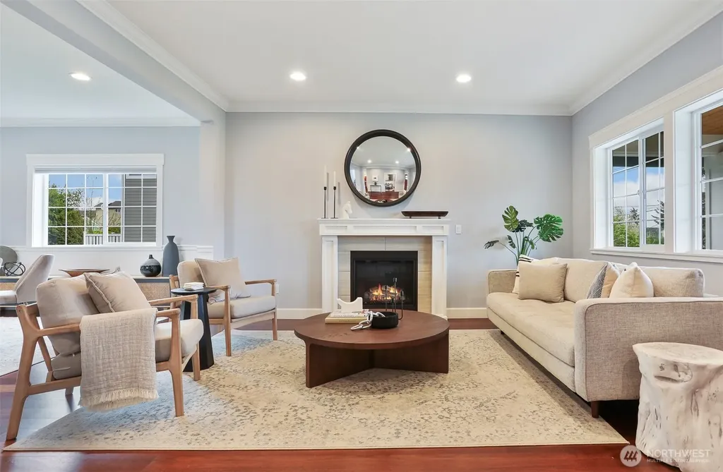 8050 29th Avenue NW Seattle WA 98117