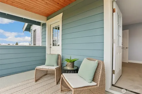 8050 29th Avenue NW Seattle WA 98117