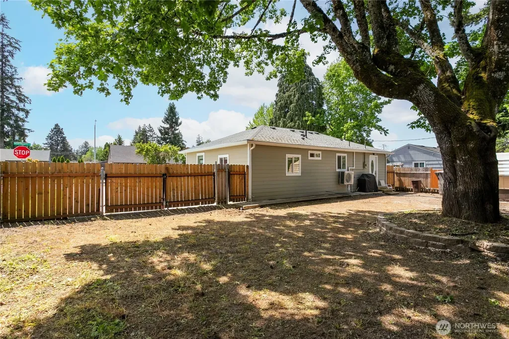 8910 SE Northgate Avenue Vancouver WA 98664