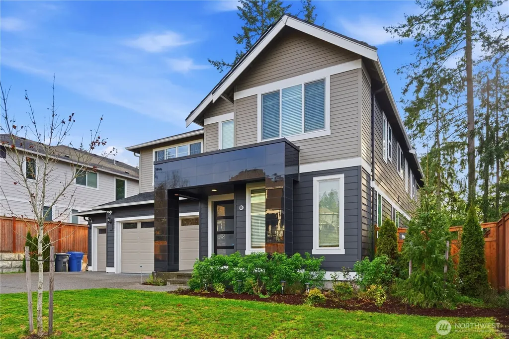 6563 SE 8th Place Renton WA 98059