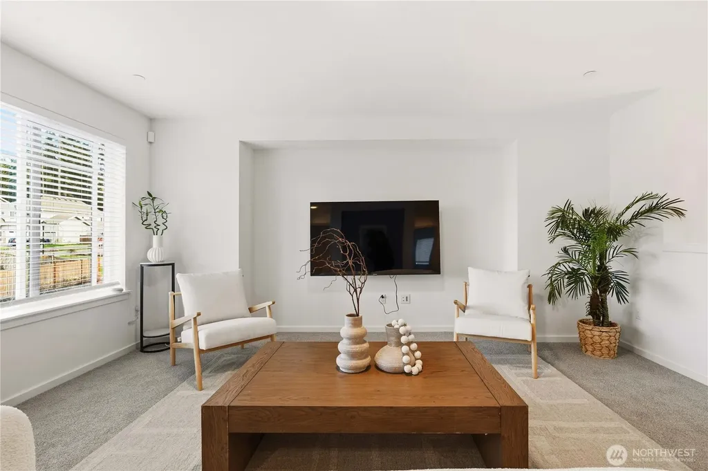 6563 SE 8th Place Renton WA 98059